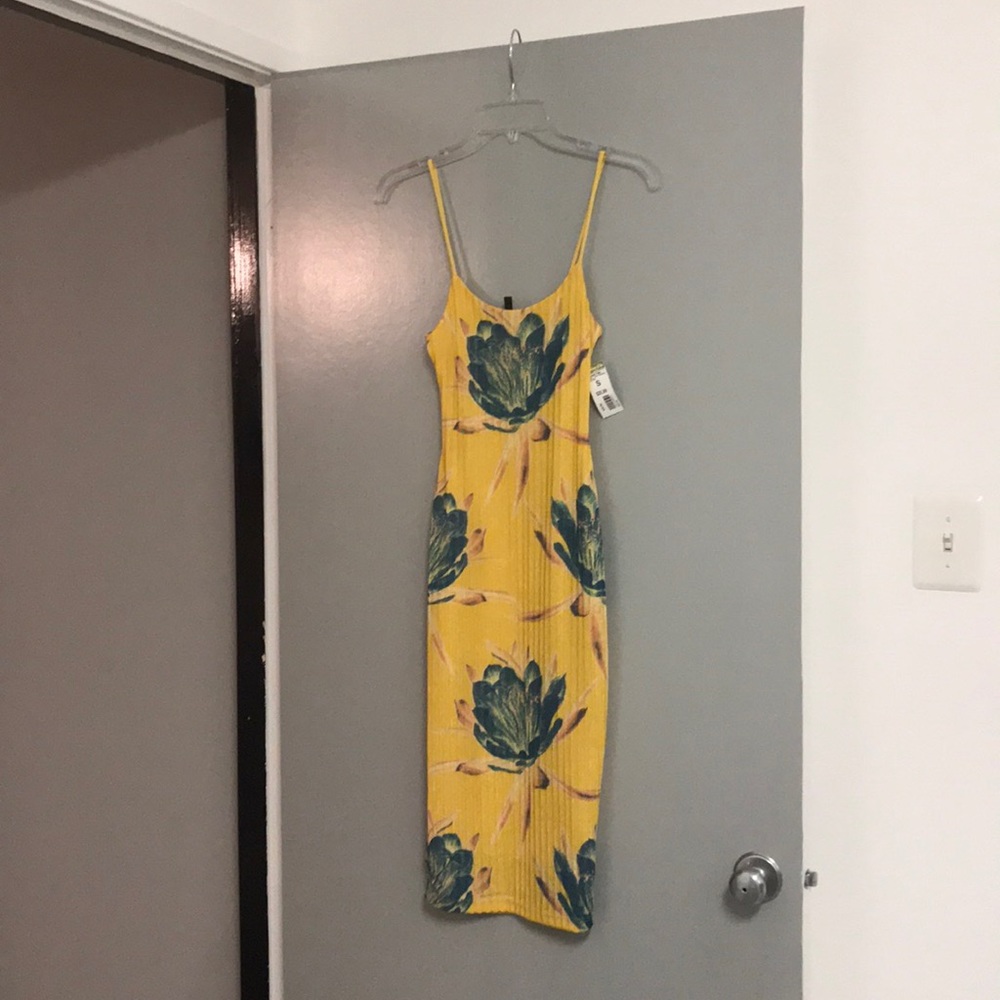 Brand New Lined Dress🦋